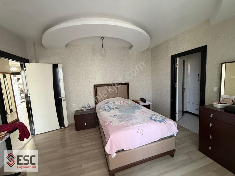 Esc'den Akdeniz Mh,de B.mutfak 3+1 Geniş Daire Esc2590 — fotoğraf 20