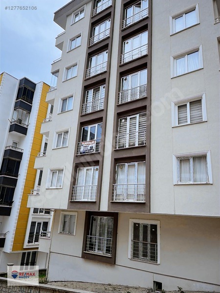 Yenimahallede Eşyalı 1+1 Satılık — fotoğraf 4