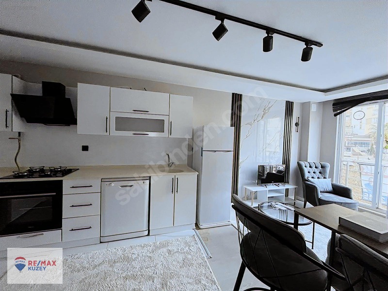 Yenimahallede Eşyalı 1+1 Satılık — fotoğraf 16