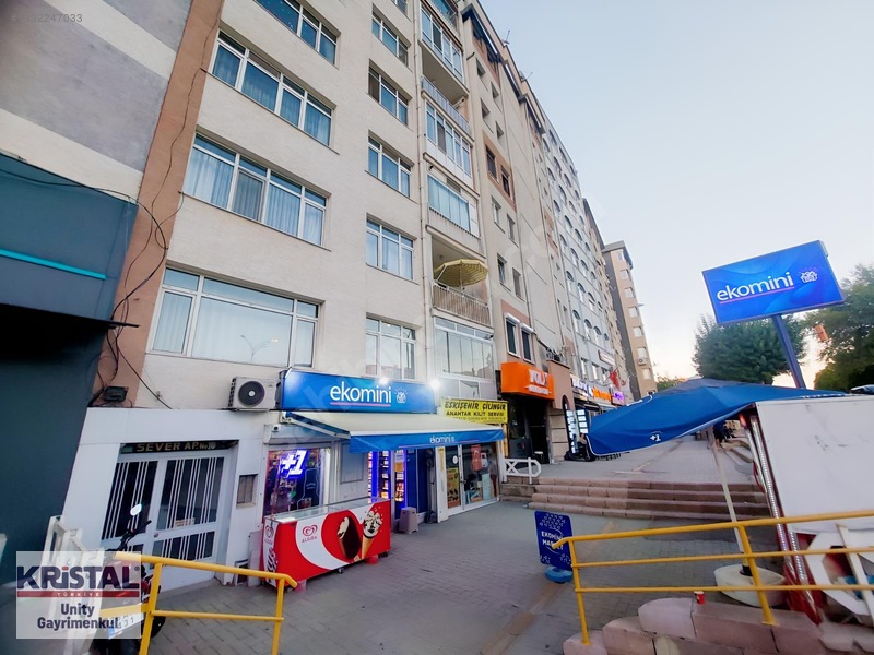 Kr Unıty'den Atatürk Bulvarında 2+1 Kiralık Daire
