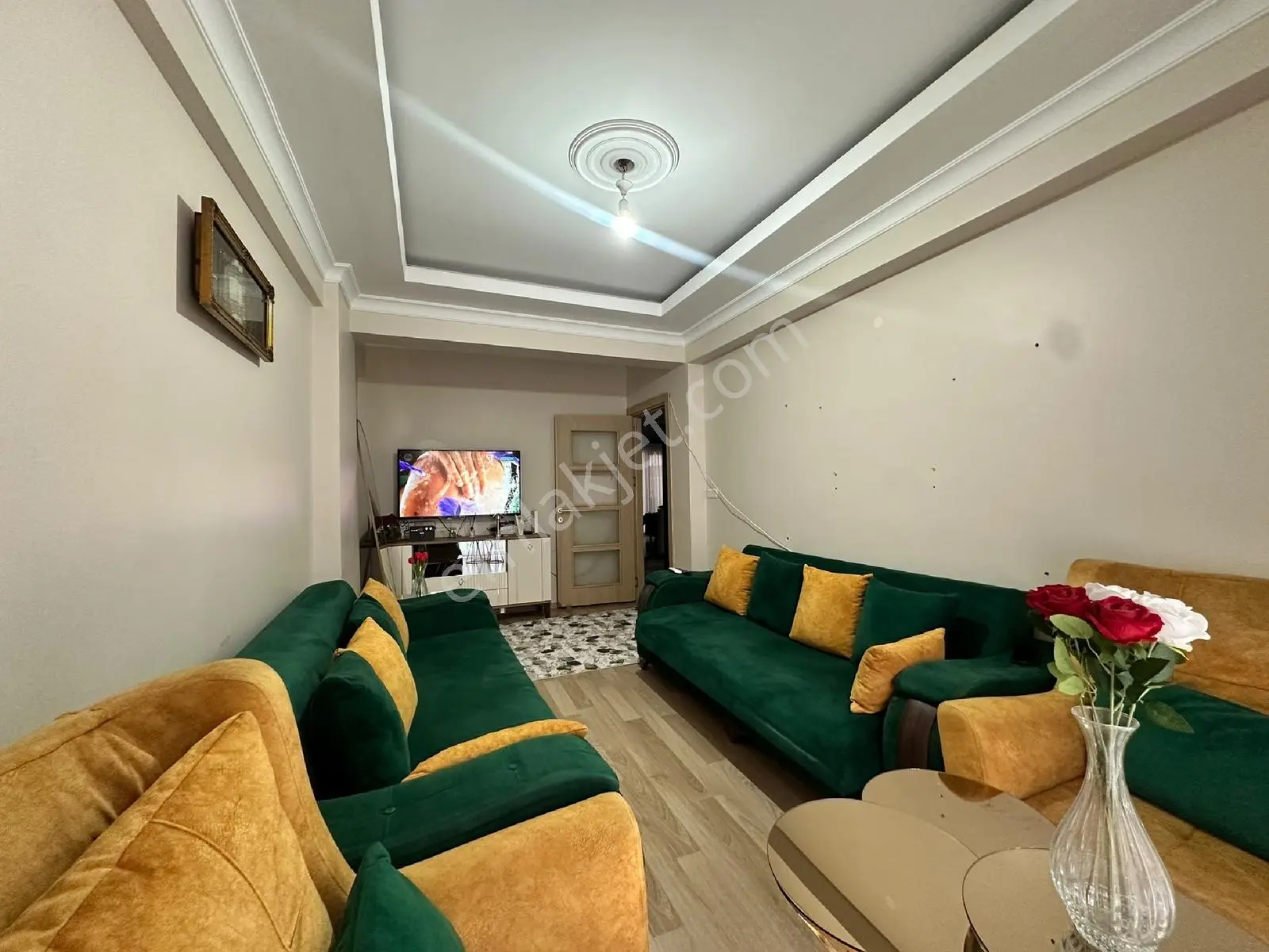 Alban'dan Doğan Araslı Bulvarına 1 Dk 100 M² 2+1 Satılık Daire — fotoğraf 3