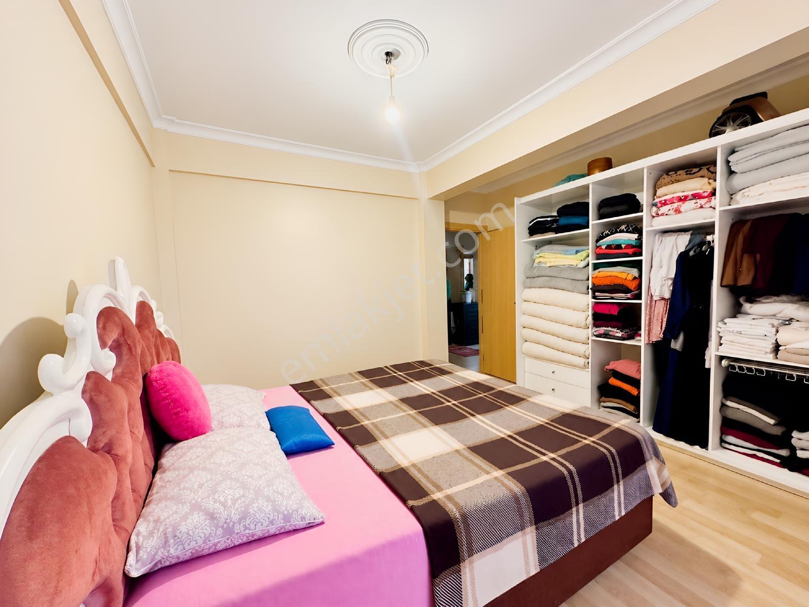 Alban'dan Doğan Araslı Bulvarına 1 Dk 100 M² 2+1 Satılık Daire — fotoğraf 7