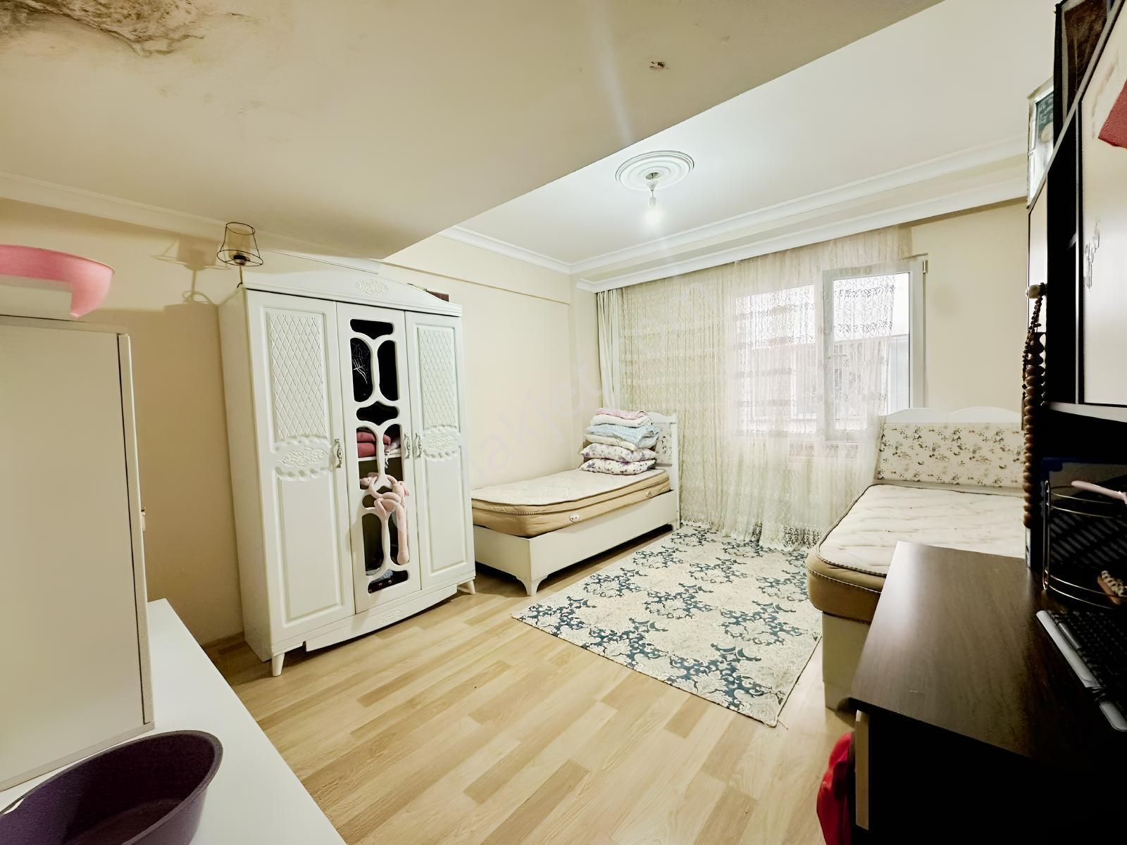 Alban'dan Doğan Araslı Bulvarına 1 Dk 100 M² 2+1 Satılık Daire — fotoğraf 9