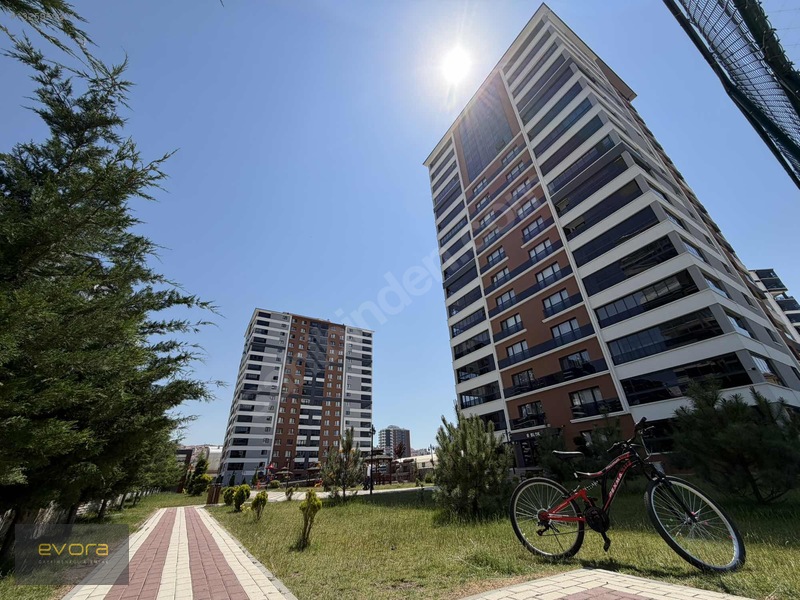 Evora 'dan Ovacık Florya Garden Sitesi 12.kat Lux 4+1 Daire — fotoğraf 2