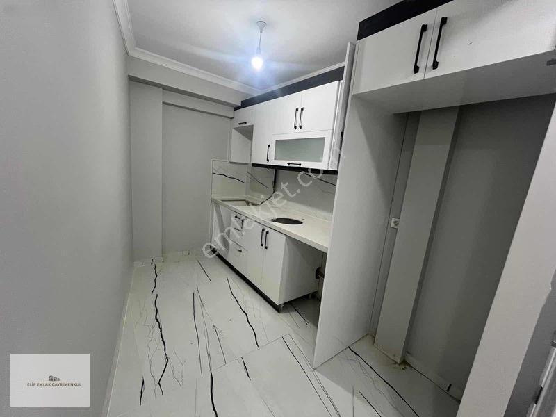 Elif Emlaktan Satılık 1+1 Sıfır Daire — fotoğraf 3