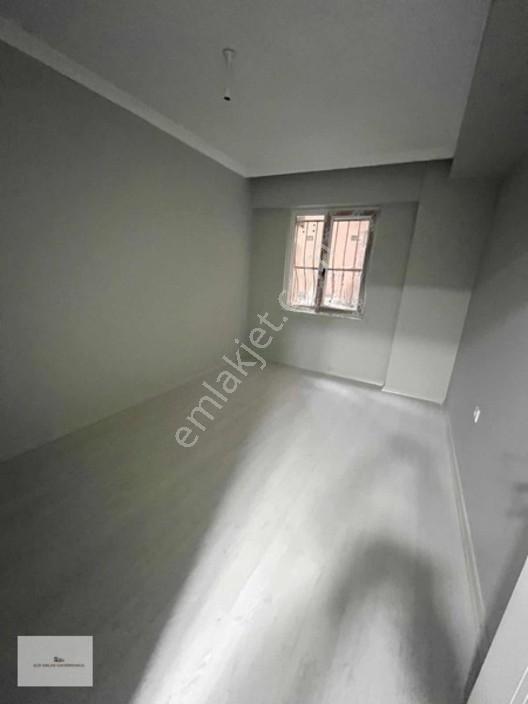 Elif Emlaktan Satılık 1+1 Sıfır Daire — fotoğraf 9