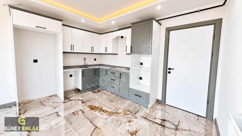 Güney'den Bulvar Üzeri Düşük Katlı 3+1 A.mutfak İskanlı