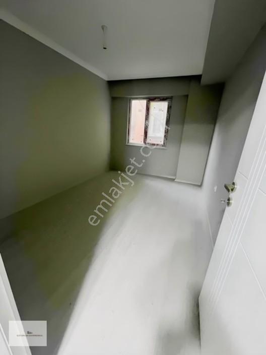 Elif Emlaktan Satılık Sıfır 1+1 Daire — fotoğraf 3