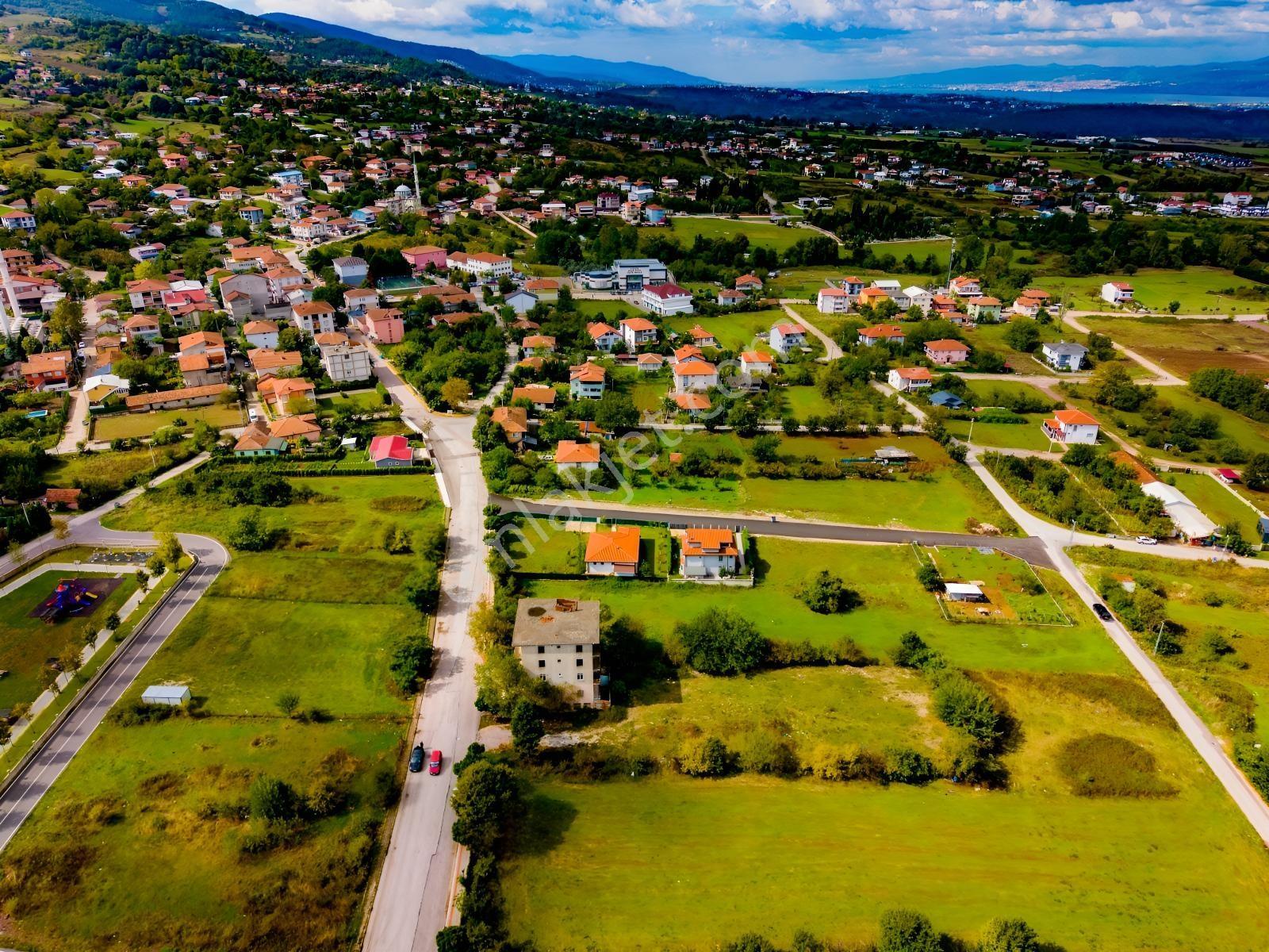 Arslanbey'de 2.551 M² Konut İmarlı Arsa + 700 M² Mevcut Bina — fotoğraf 7
