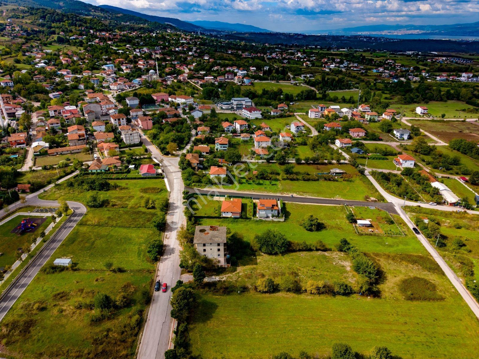 Arslanbey'de 2.551 M² Konut İmarlı Arsa + 700 M² Mevcut Bina — fotoğraf 21