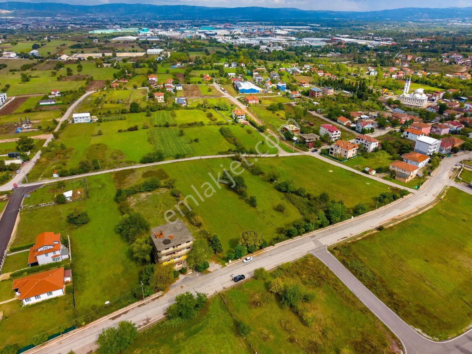 Arslanbey'de 2.551 M² Konut İmarlı Arsa + 700 M² Mevcut Bina — fotoğraf 33