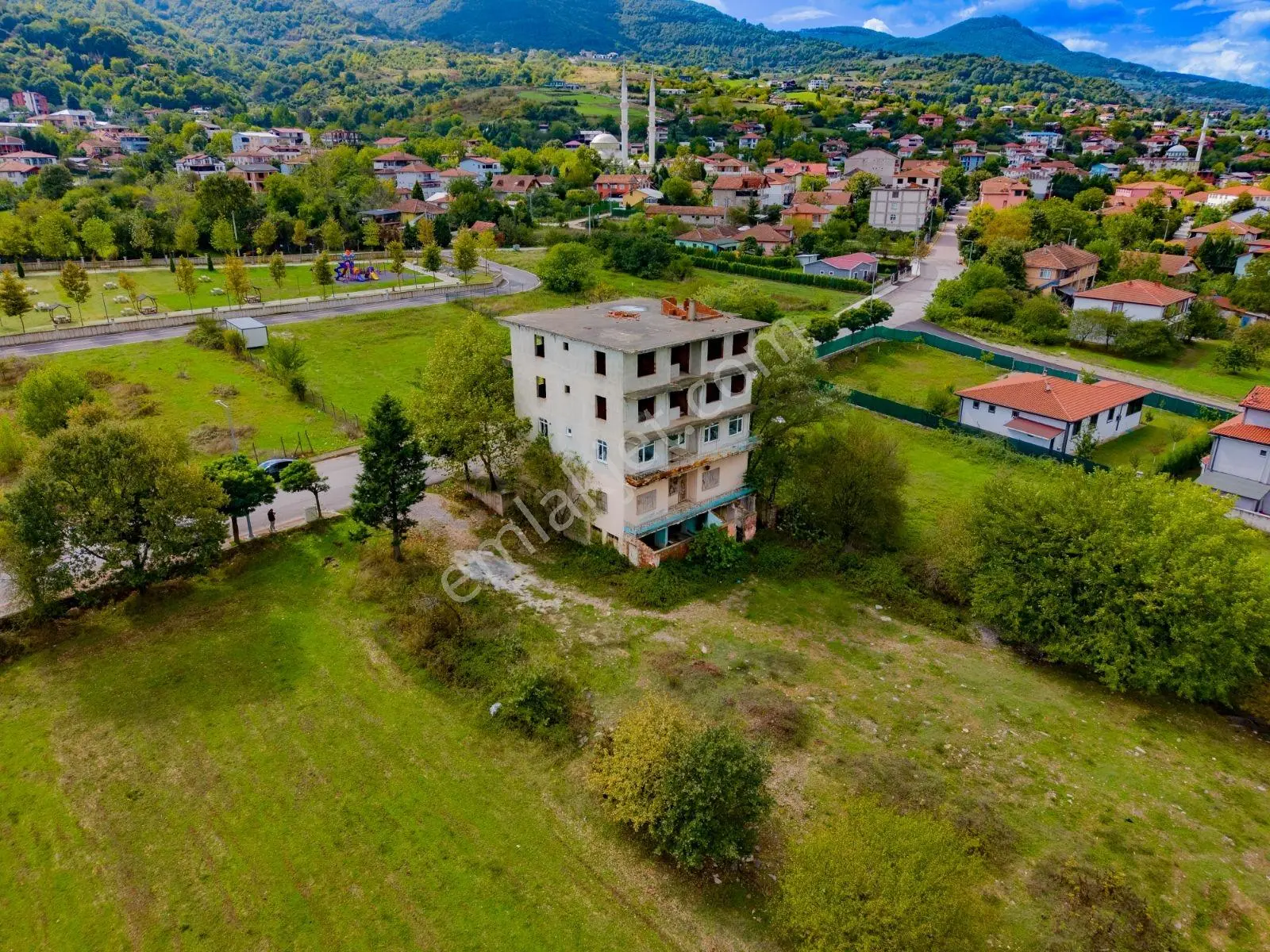 Arslanbey'de 2.551 M² Konut İmarlı Arsa + 700 M² Mevcut Bina — fotoğraf 35