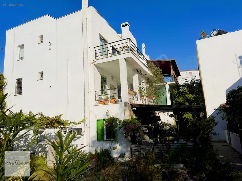 Bodrum Merkez Eşyalı Kiralık 2+1 — fotoğraf 11