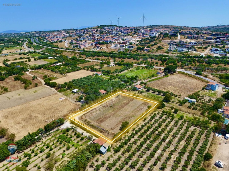 Çeşme'De Denize 5 Dakika Mesafede 3.900M² Tarla