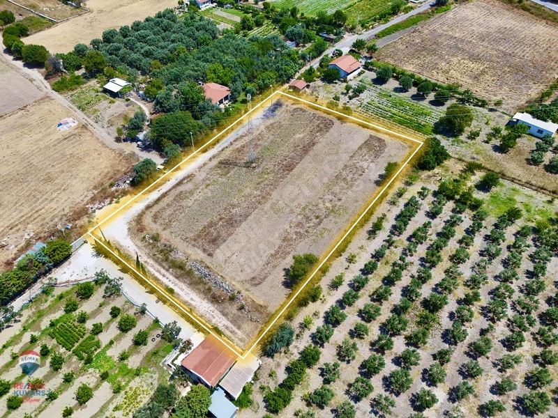 Çeşme'de Denize 5 Dakika Mesafede 3.900m² Tarla — fotoğraf 15