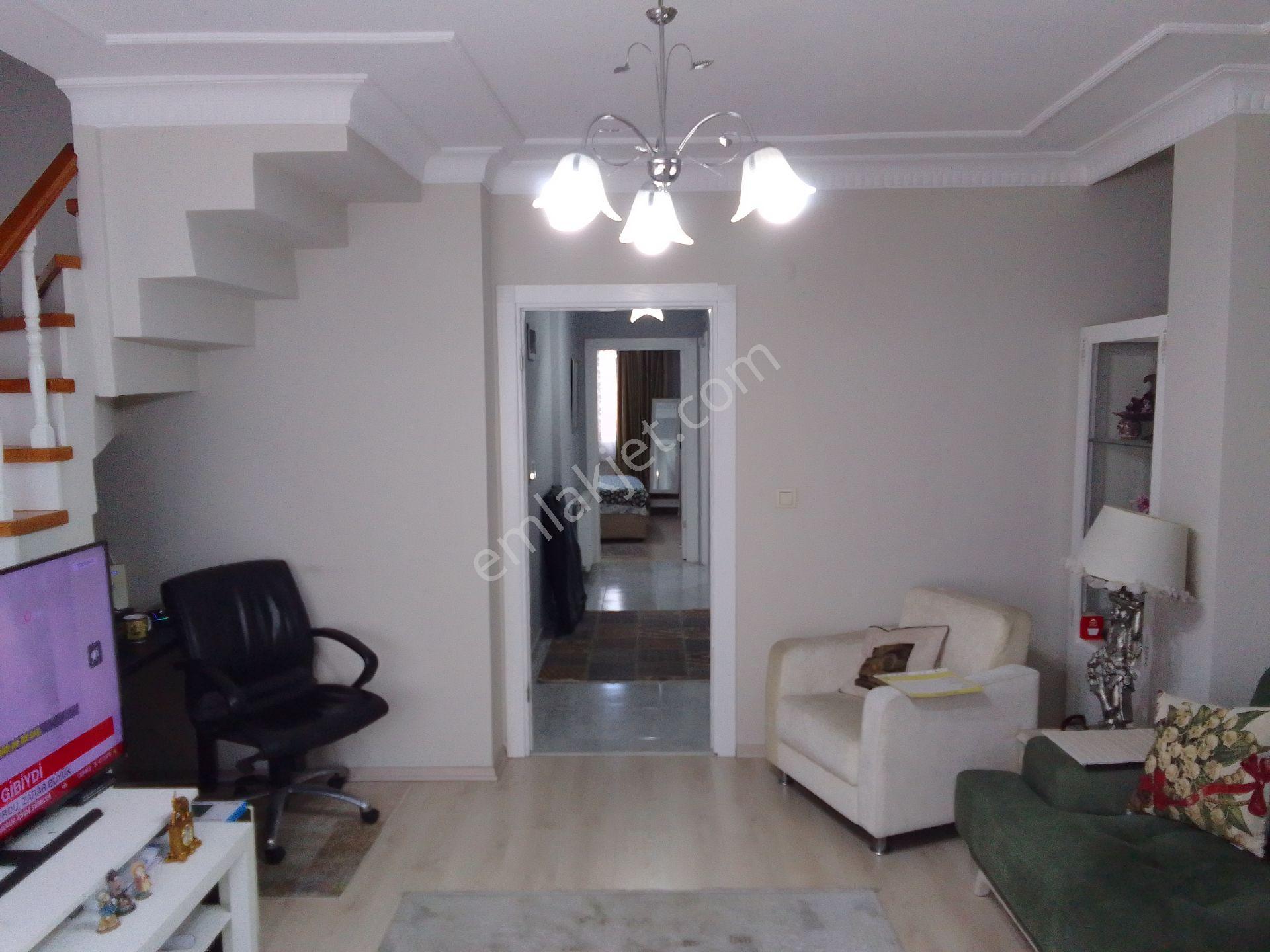 Gültepede Satılık 3+1 Dübleks Daire — fotoğraf 19