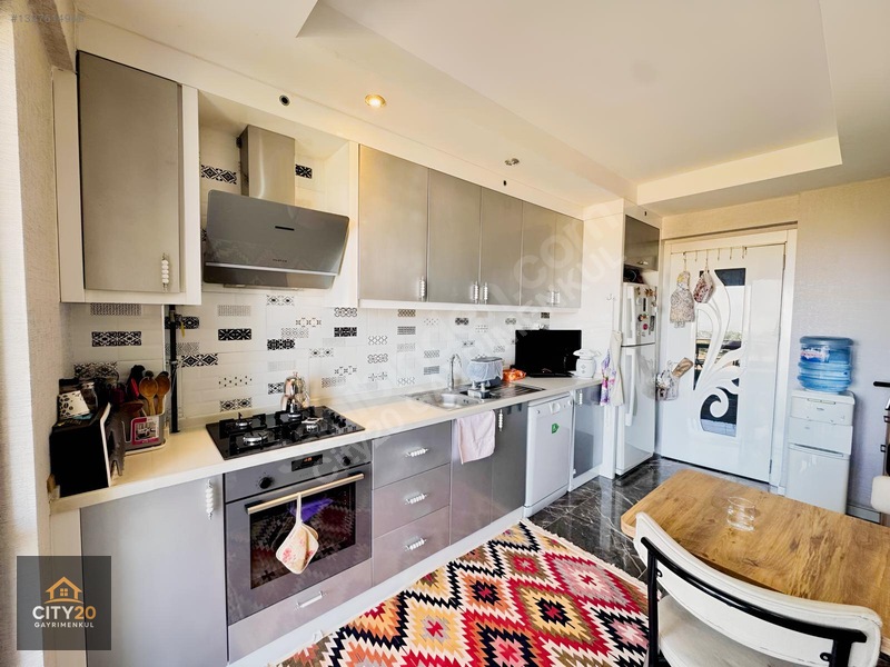 Mehmetakif Ersoy Mahallesi 140m2 3+1 Geniş Ferah Daire Satılık
