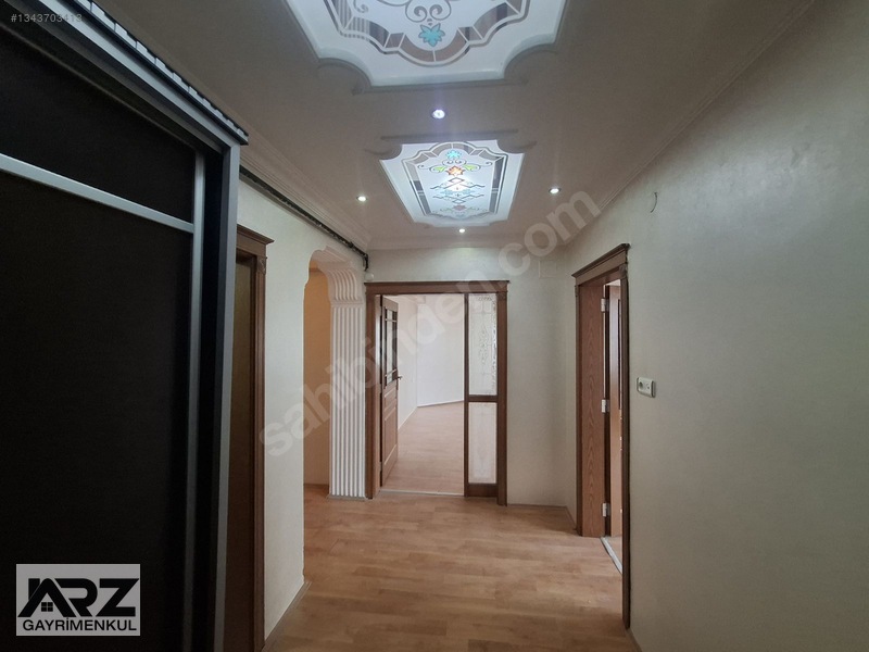 Altaylı Sitesinde 4+1 Boş Geniş Satılık Daire. — fotoğraf 5