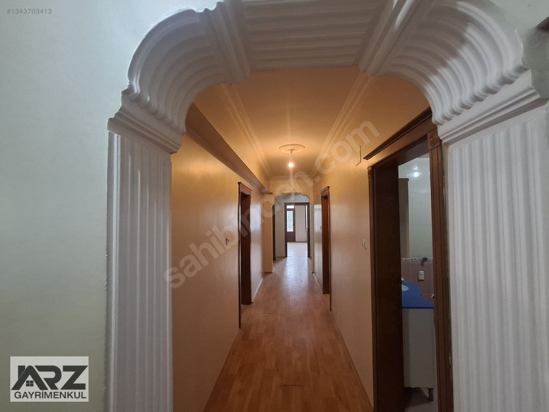 Altaylı Sitesinde 4+1 Boş Geniş Satılık Daire. — fotoğraf 7