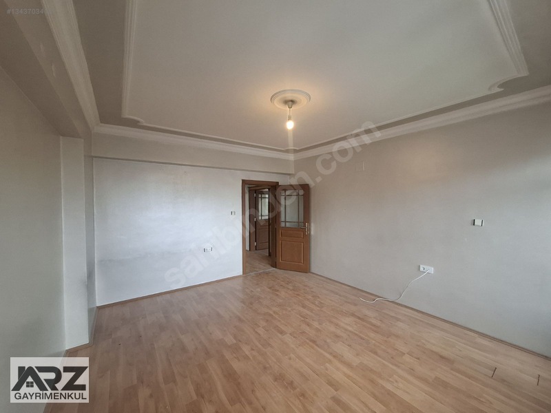 Altaylı Sitesinde 4+1 Boş Geniş Satılık Daire. — fotoğraf 9