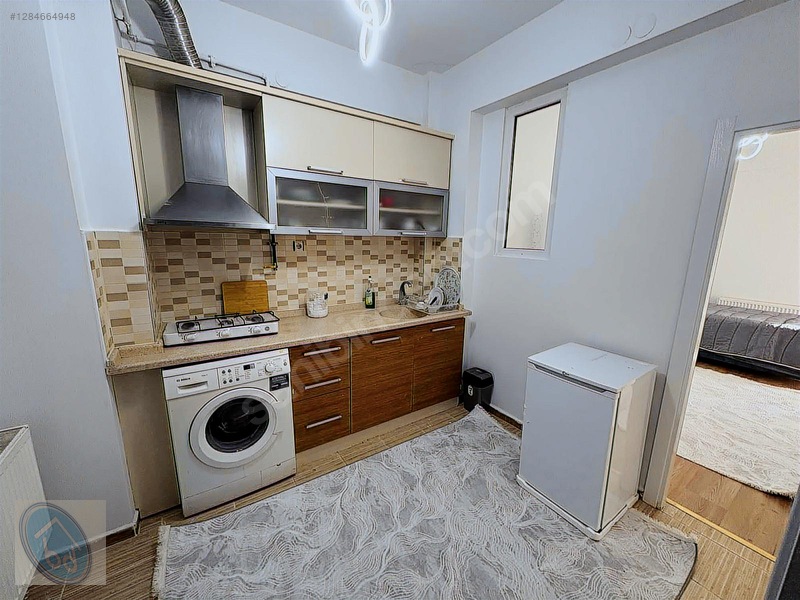 Baldemirden Balkan Cad.üzerinde Ara Katta Satılık Eşyalı 1+1 — fotoğraf 3