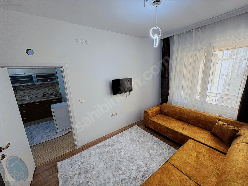 Baldemirden Balkan Cad.üzerinde Ara Katta Satılık Eşyalı 1+1 — fotoğraf 4