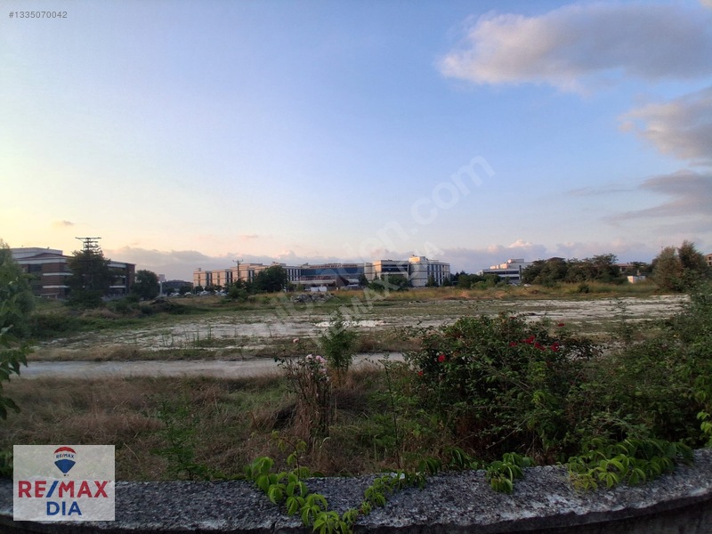 Re/max Dıa'dan Düzce Aziziye Bölgesinde 165 M2 Satılık Dükkan — fotoğraf 9