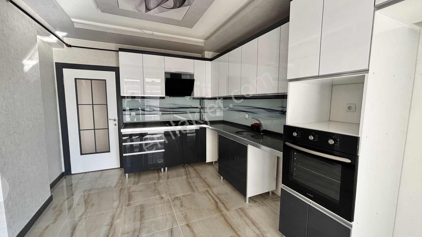 Karakaya Mah. Has-be L Sitesi'nde 3+1, 160 M², Lüxs Ful Yapılı — fotoğraf 11