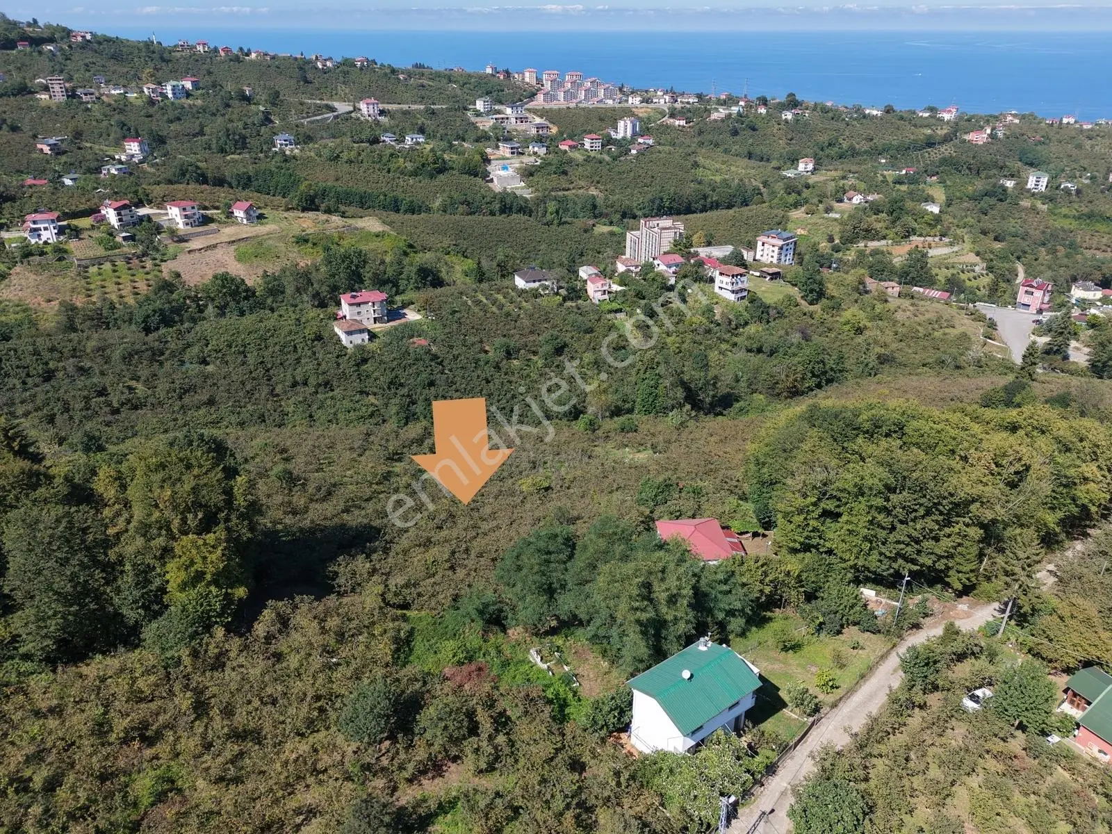 Kavala Mahallesinde Satılık 3.550 M² Villalık Arsa