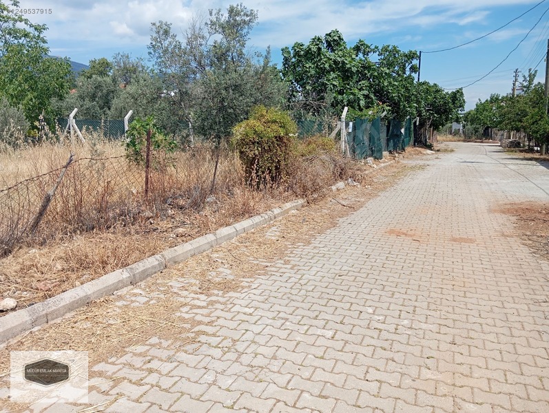 Kemalpaşa Çambel İn 3 Km İlerisinde S.iğdecik Villa İmarlı Arsa — fotoğraf 2