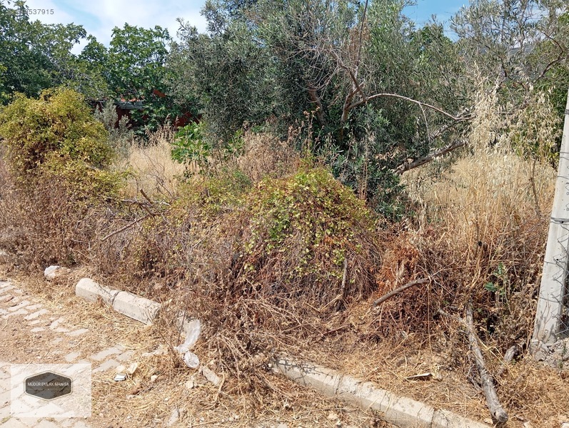 Kemalpaşa Çambel İn 3 Km İlerisinde S.iğdecik Villa İmarlı Arsa — fotoğraf 3