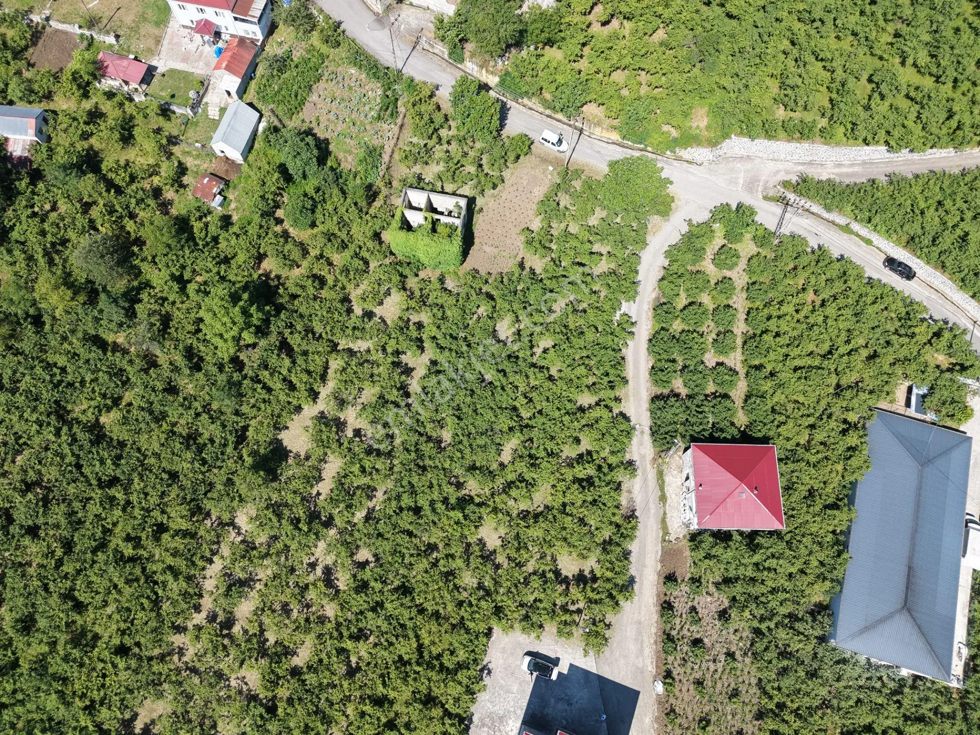 Ortahisar Tos Mahallesi'nde Satılık 4.350 M² Arsa — fotoğraf 4