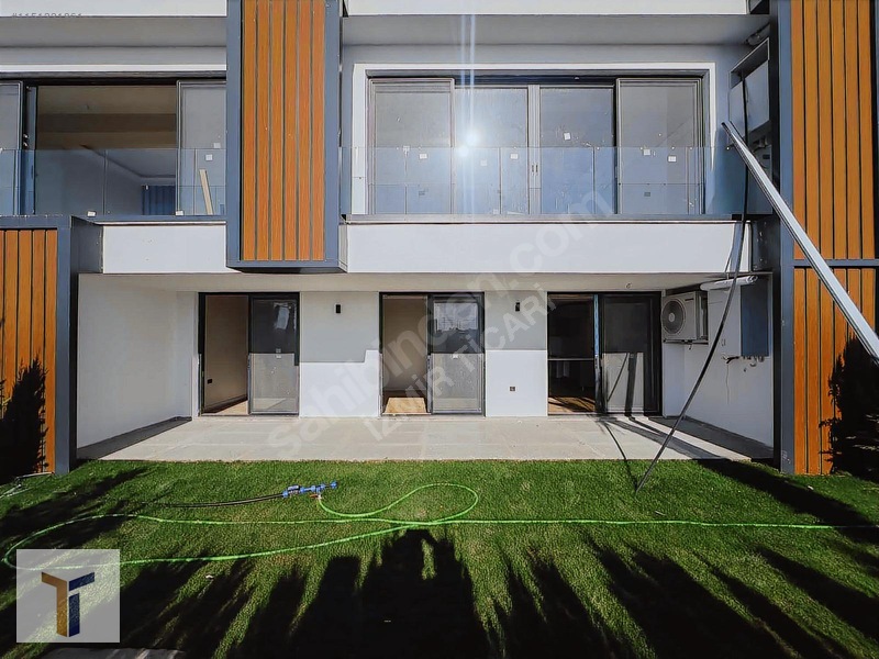 Oturuma Hazır Yaşam Başlamış Sitede 2+1 Sıfır Müstakil Bahçeli — fotoğraf 6
