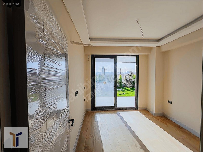 Oturuma Hazır Yaşam Başlamış Sitede 2+1 Sıfır Müstakil Bahçeli — fotoğraf 17