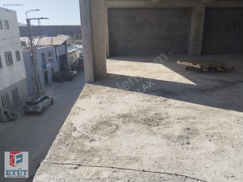 Küsget Sanayi B Blok Merkezi Konum Sıfir Yapi 800 M2 Kiralik — fotoğraf 4
