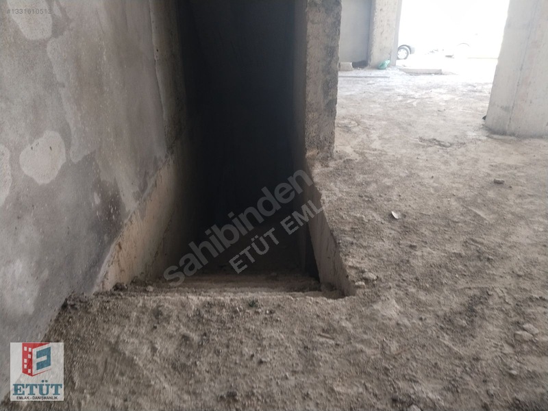 Küsget Sanayi B Blok Merkezi Konum Sıfir Yapi 800 M2 Kiralik — fotoğraf 8