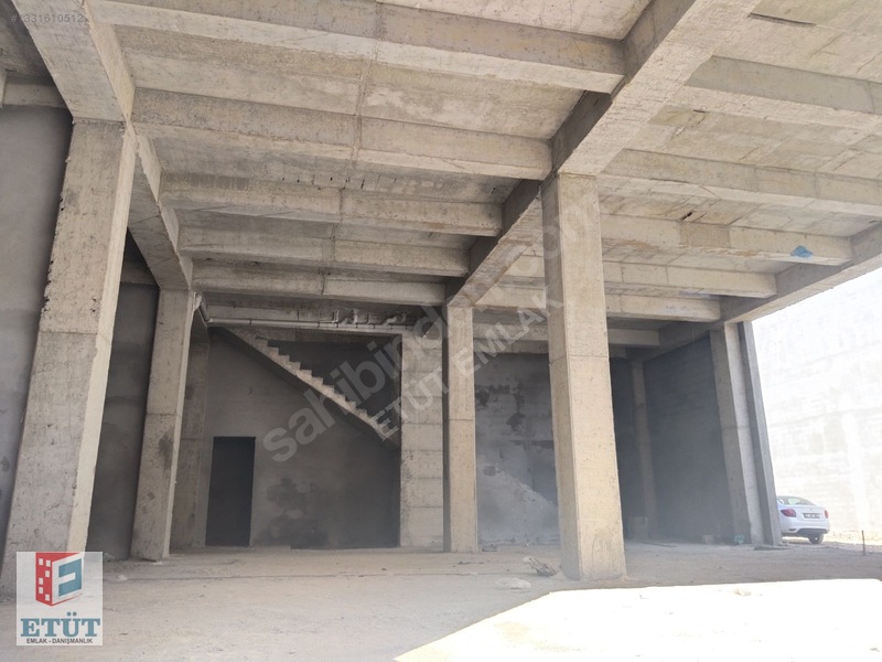 Küsget Sanayi B Blok Merkezi Konum Sıfir Yapi 800 M2 Kiralik — fotoğraf 11