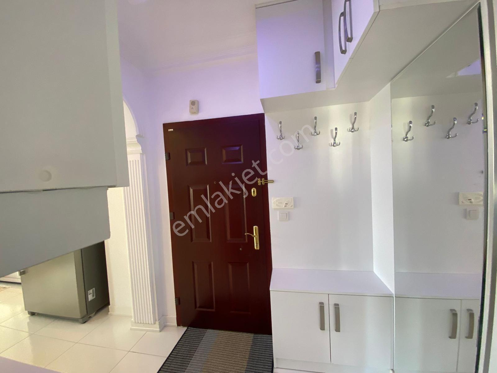 Muhteşem Deniz Manzalı Konyaaltı Sahilinde Ebeveyn Banyolu 2+1 Daire — fotoğraf 7