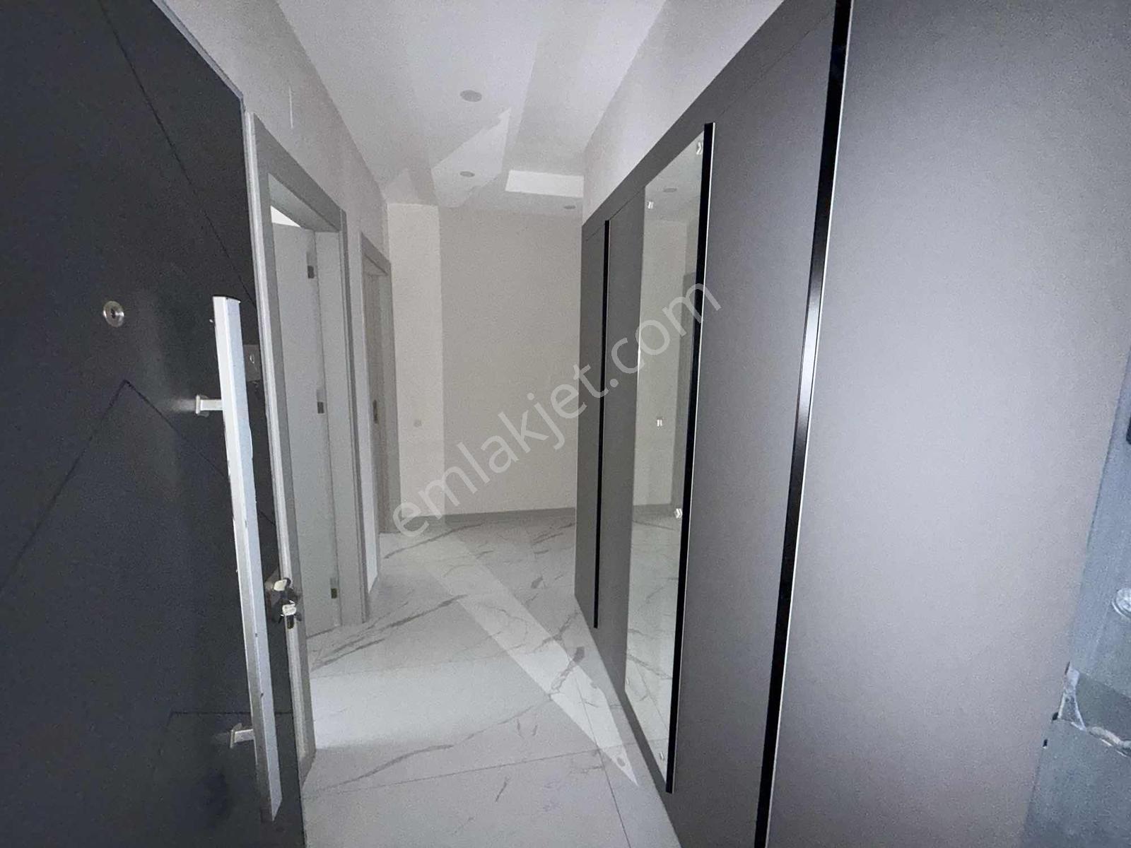 Atça'da 2+1, 140m², Ayrı Mutfaklı Asansörlü Doğalgazlı Daire — fotoğraf 7