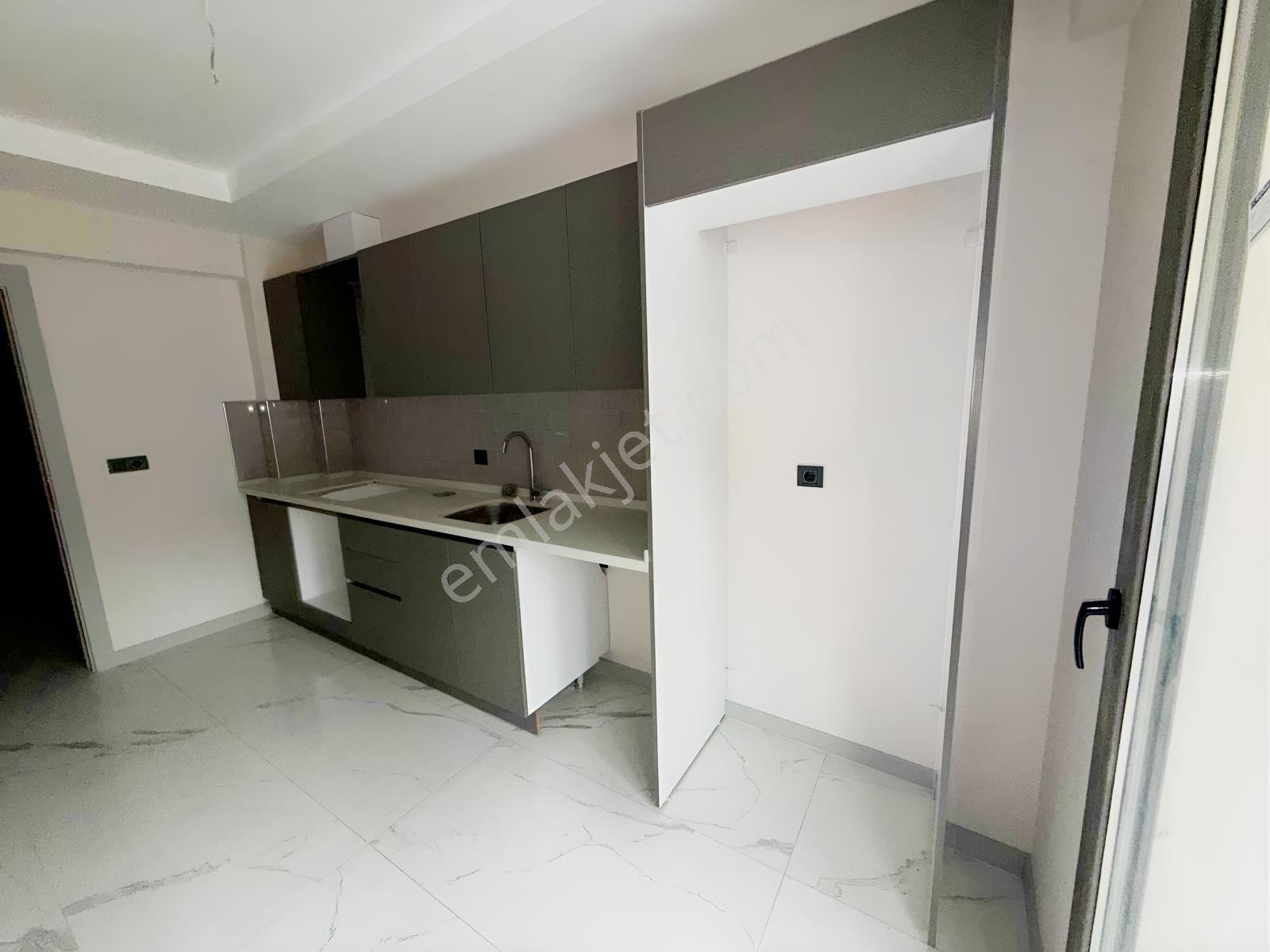 Atça'da 2+1, 140m², Ayrı Mutfaklı Asansörlü Doğalgazlı Daire — fotoğraf 9