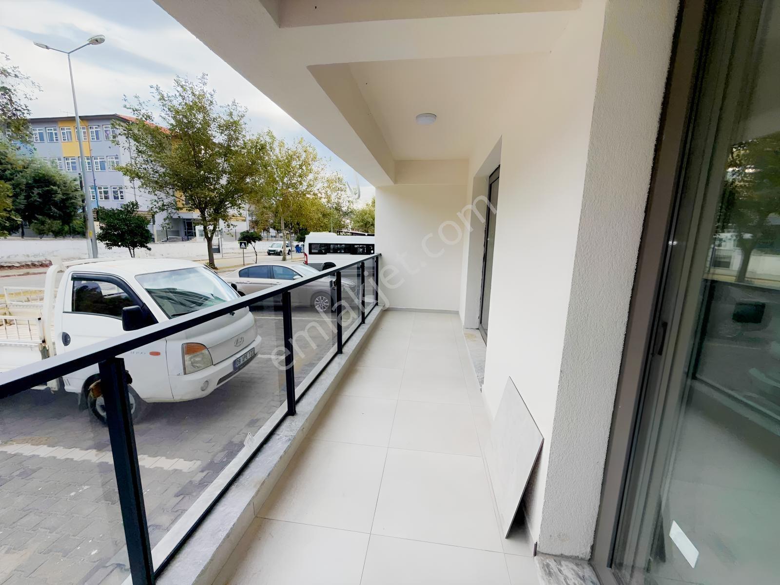 Atça'da 2+1, 140m², Ayrı Mutfaklı Asansörlü Doğalgazlı Daire — fotoğraf 10