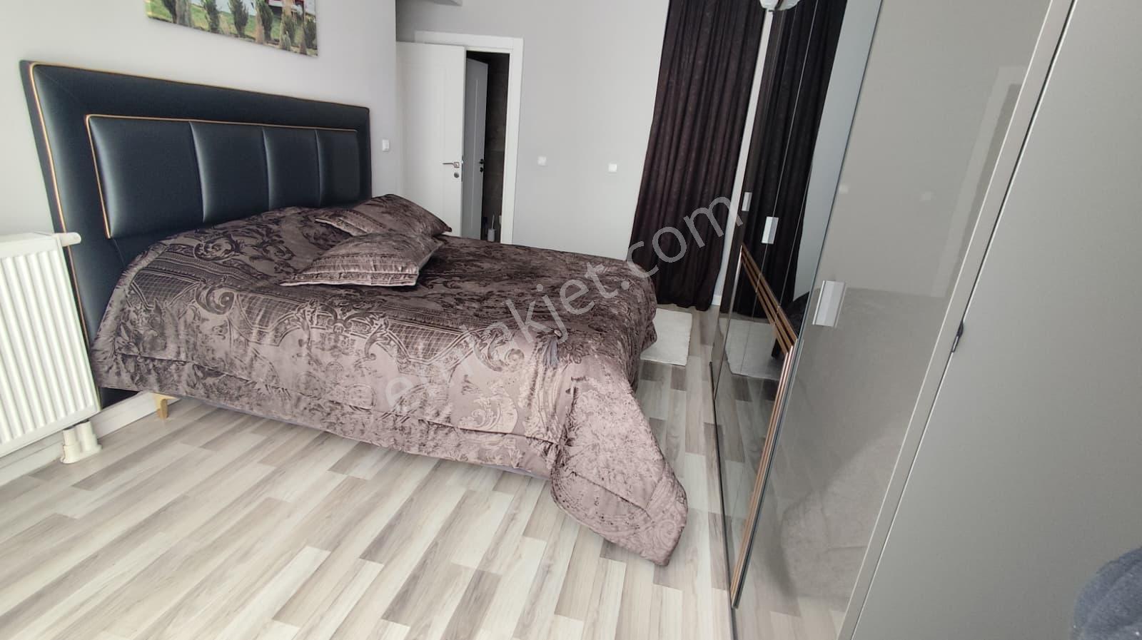 Rota Dan Winstown Civarı Maliye Konutlarında 3+1 Satılık Daire — fotoğraf 7