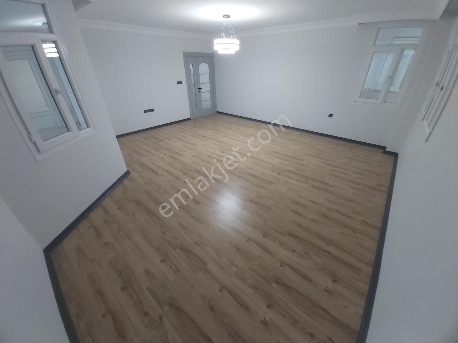 Belediye Evleri Adana Koop İçi Satılık 3+1 Yapılı Daire — fotoğraf 8