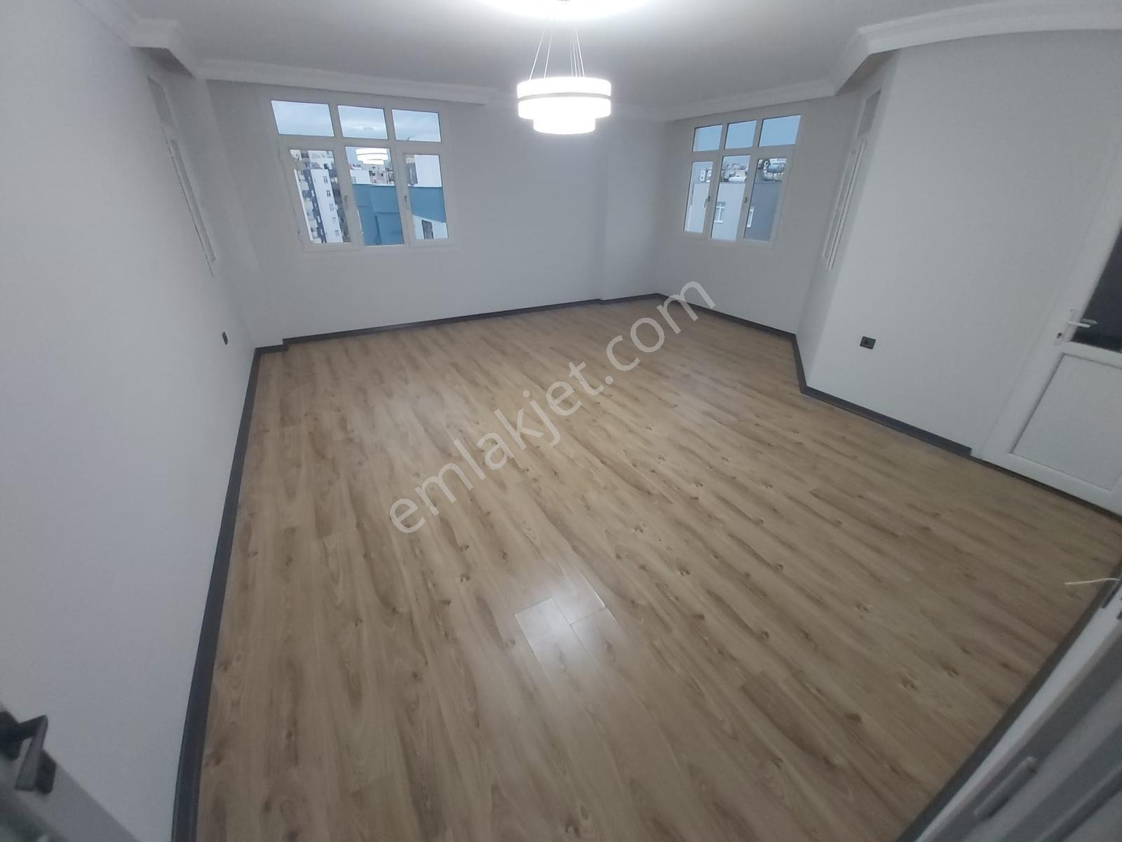 Belediye Evleri Adana Koop İçi Satılık 3+1 Yapılı Daire — fotoğraf 9