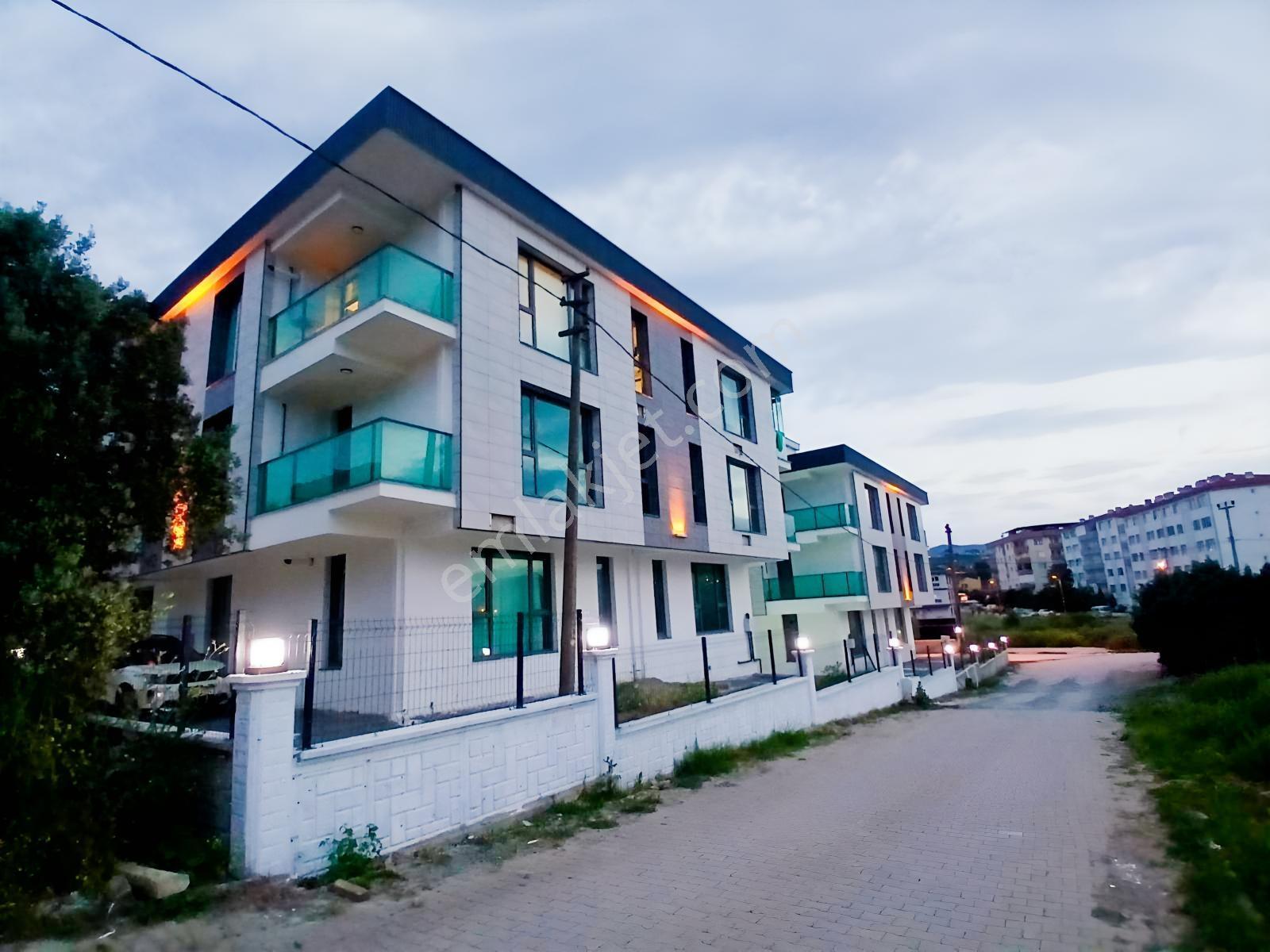 Ata Emlak'tan Koruda Havuzlu Site İçersinde Sıfır 2+1 Daire — fotoğraf 3