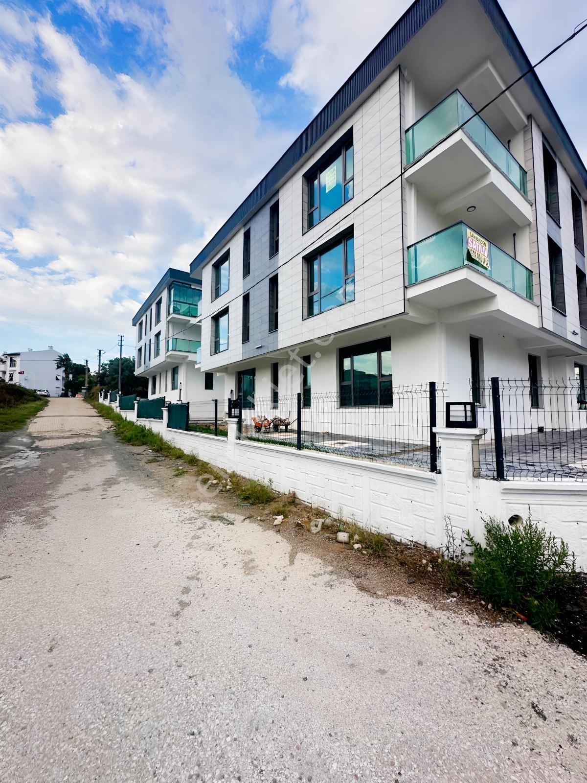 Ata Emlak'tan Koruda Havuzlu Site İçersinde Sıfır 2+1 Daire — fotoğraf 4