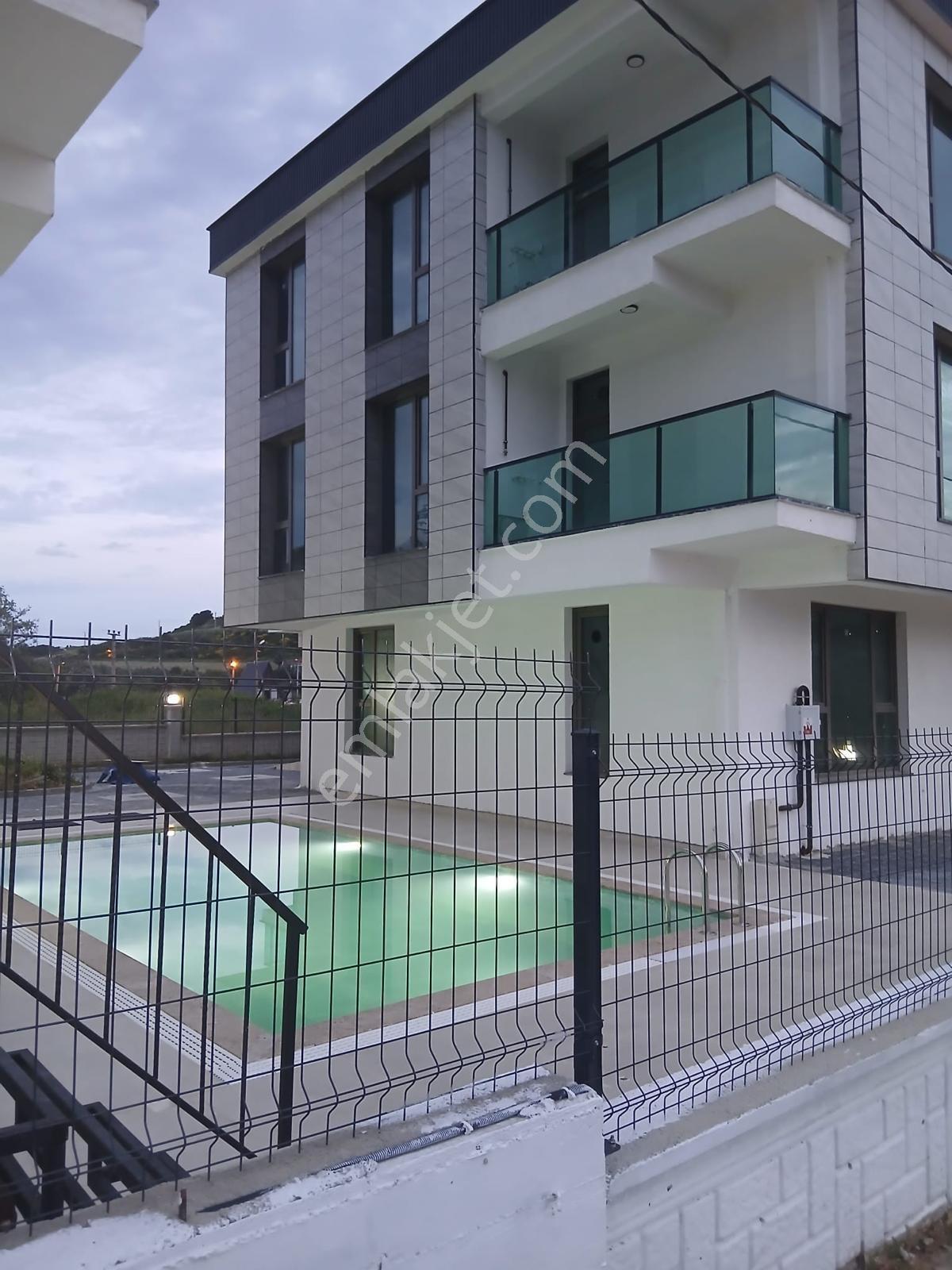 Ata Emlak'tan Koruda Havuzlu Site İçersinde Sıfır 2+1 Daire — fotoğraf 7