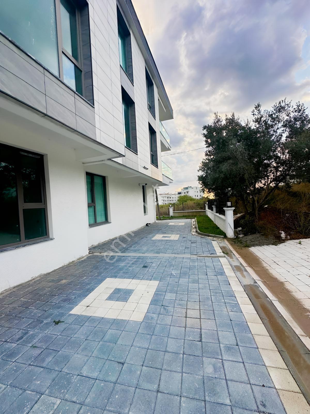 Ata Emlak'tan Koruda Havuzlu Site İçersinde Sıfır 2+1 Daire — fotoğraf 9