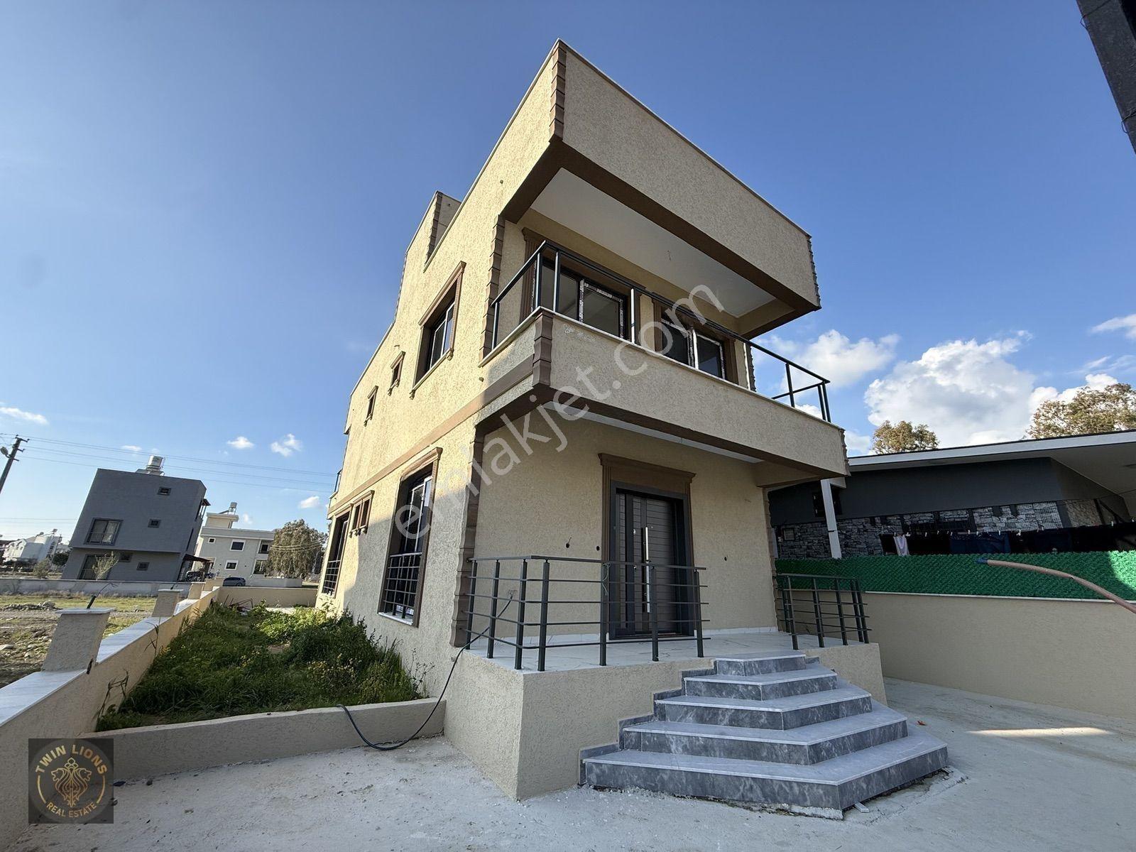 Arsuz Gökmeydan Nazım Hikmet Kültür Merkezi Karşısı Satılık Lüks Bahçeli Dubleks Villa — fotoğraf 2