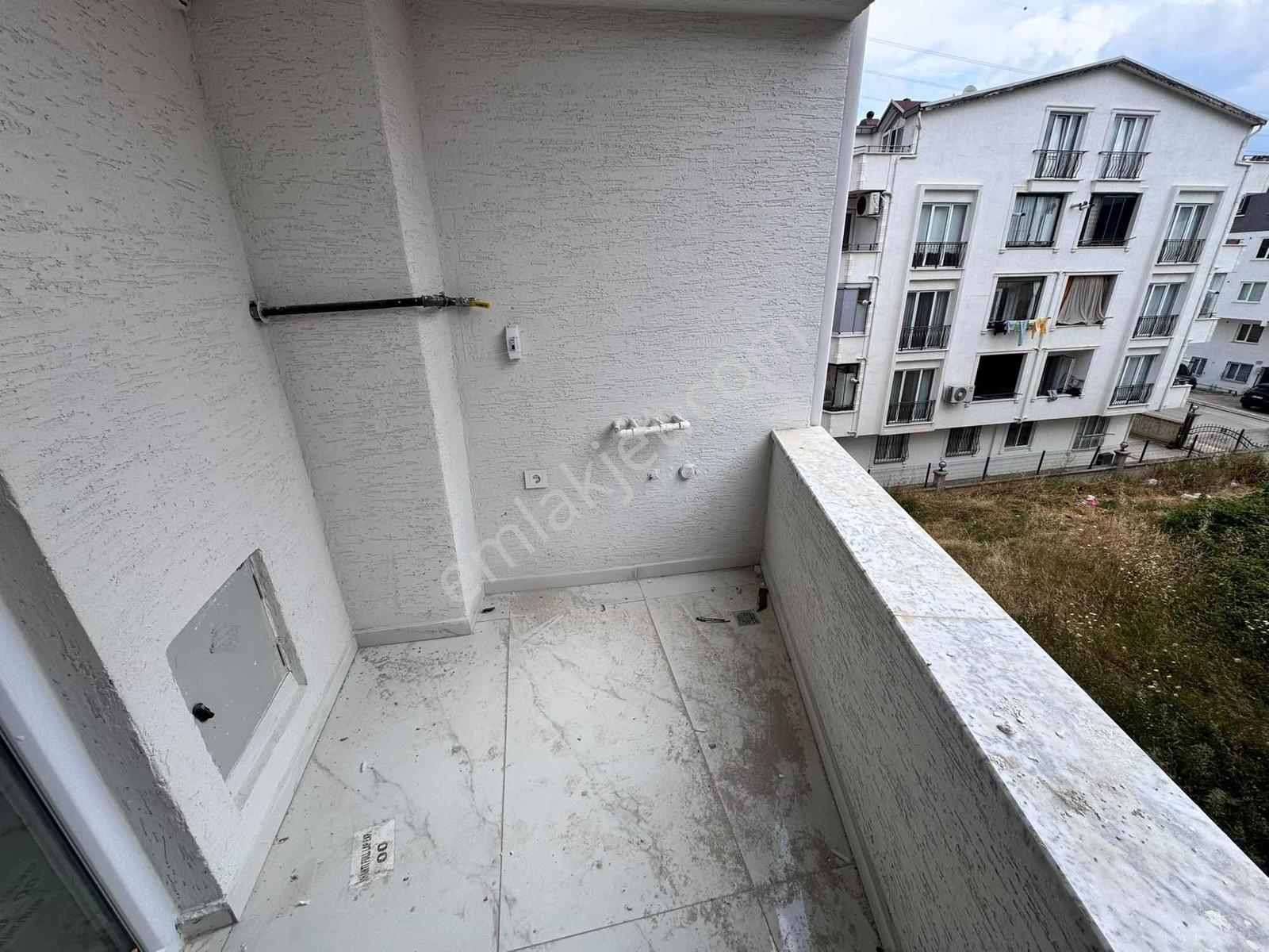 Demirtaş Barbaros Mahallesinde Cadde Üzerinde 2+1 Sıfır Daire — fotoğraf 14